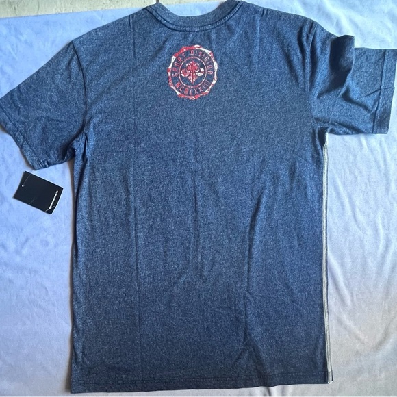 Affliction Men's Dark Blue and Red Graphic Tee - Picture 5 of 6